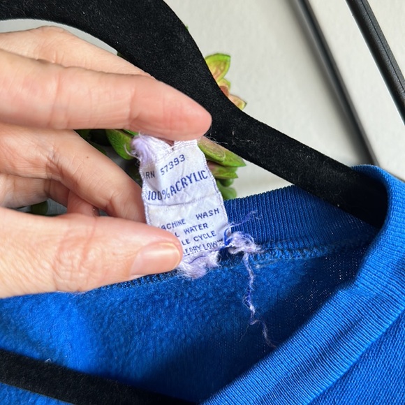 Vintage Mickey Mouse top - Picture 3 of 4